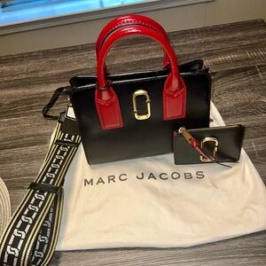 Marc Jacobs Tote Bag with arm strap and wallet
